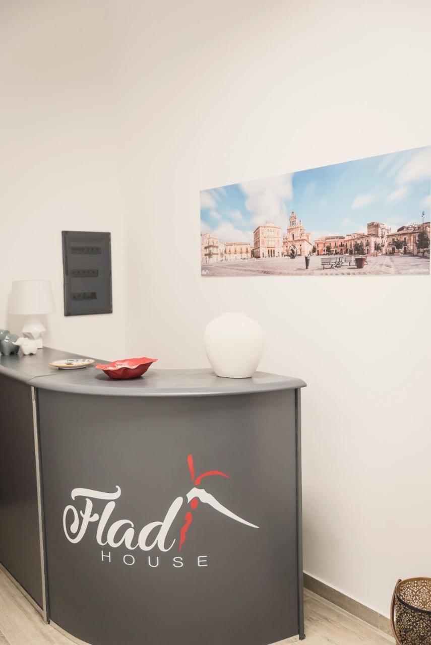 Hotel Fladi House Catane Extérieur photo